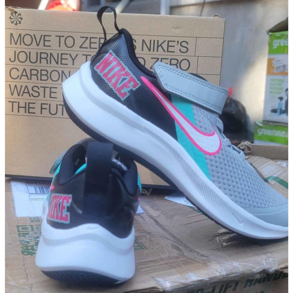 GIRLS' BIG KIDS' 2Y NIKE STAR RUNNER 3 SE RUNNING SHOES. pink, grey, teal, black